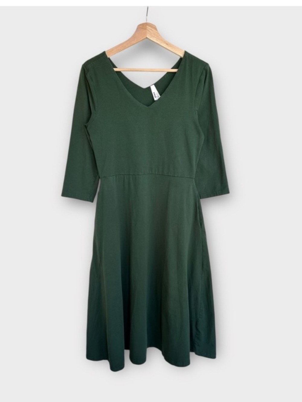 Pact Fit and Flare V Neck Stretch Cotton Midi Dress in Deep Green, size L